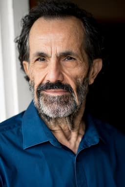 Simon Elrahi headshot