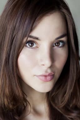 Kacey Barnfield headshot