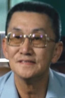 Ku Chun headshot