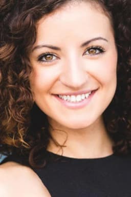 Bianca Alongi headshot