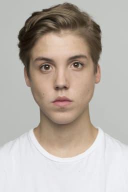 Matthew Espinosa headshot