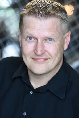 Brian Landis Folkins headshot