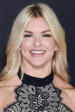Brooke Ence headshot