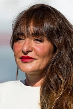 Candela Peña headshot