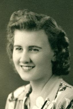 Betty Buehler headshot