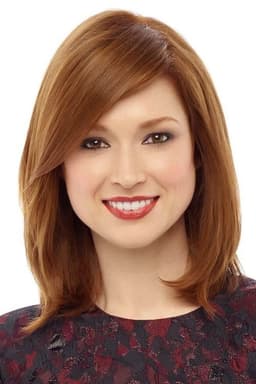 Ellie Kemper headshot