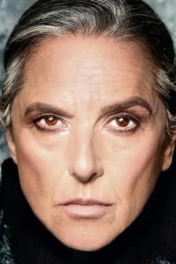 Cecilia Toussaint headshot