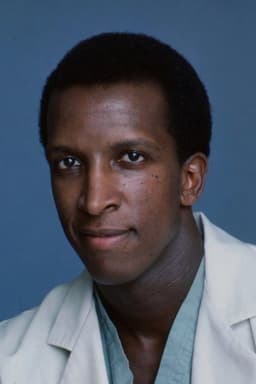 Dorian Harewood headshot