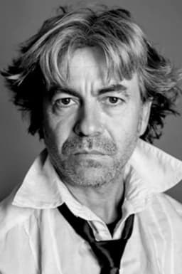 José Chaves headshot