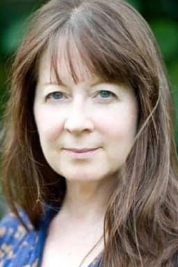 Teresa Gallagher headshot