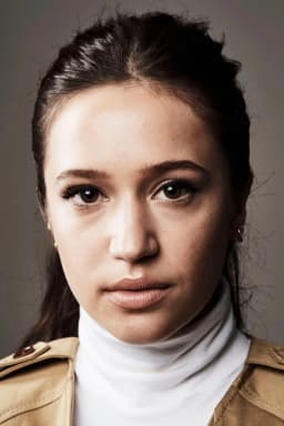 Gideon Adlon headshot
