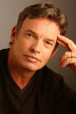 Gary Graham headshot