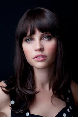 Felicity Jones headshot