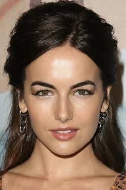 Camilla Belle headshot