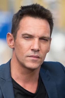 Jonathan Rhys Meyers headshot