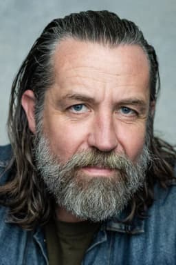 Ferdy Roberts headshot