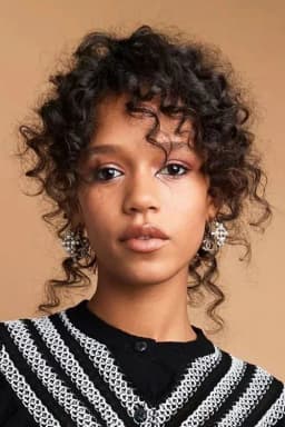 Taylor Russell headshot