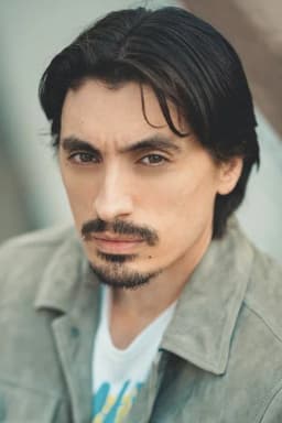Aaron Schoenke headshot