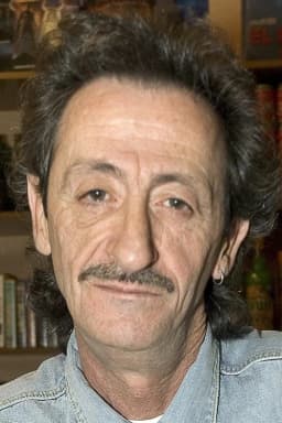Eduardo Gómez headshot