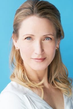 Michelle Nolden headshot