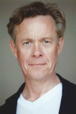 Alex Jennings headshot