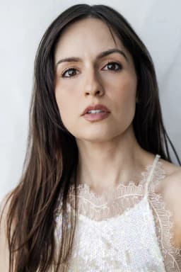 Asta Paredes headshot