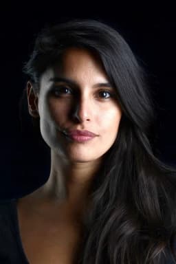 Constanza Araya headshot