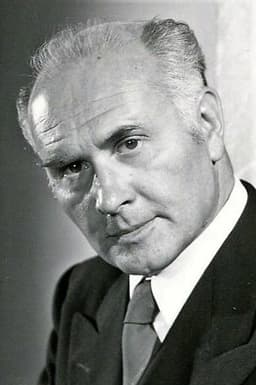 Charles Evans headshot