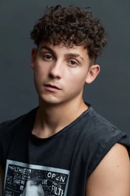 Christian Checa headshot