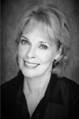Patricia Gage headshot