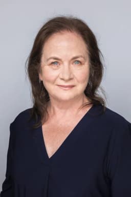 Verity Higgins headshot