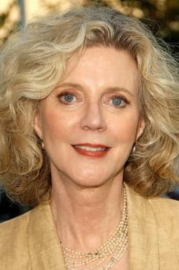Blythe Danner headshot