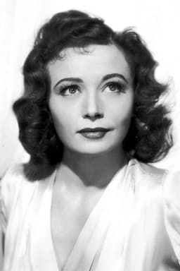 Maria Palmer headshot
