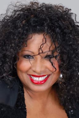 Kim Yarbrough headshot