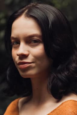 Ana Valeria Becerril headshot