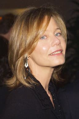 Susan Dey headshot