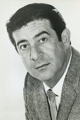 Harvey Lembeck headshot