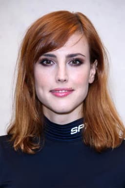 Natalia de Molina headshot