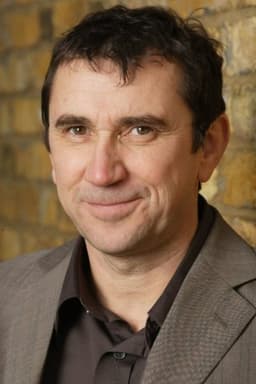 Phil Daniels headshot