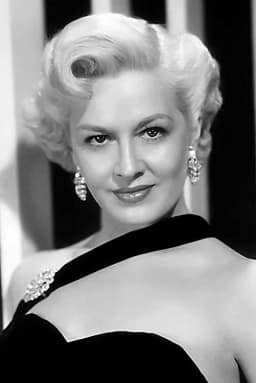 Marilyn Maxwell headshot