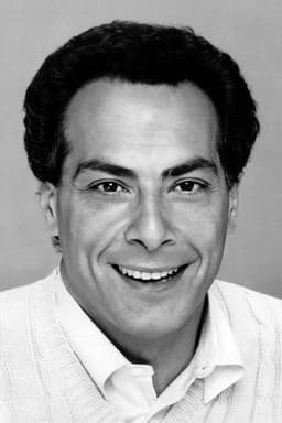 Richard Romanus headshot