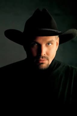 Garth Brooks headshot