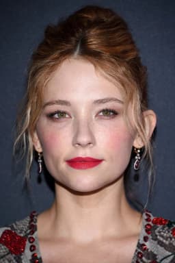 Haley Bennett headshot