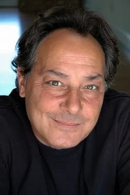Robert Romanus headshot