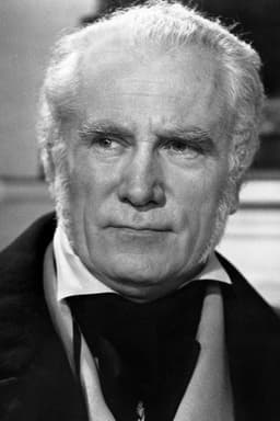 Joseph O'Conor headshot