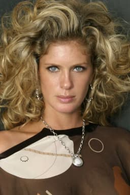 Rachel Hunter headshot
