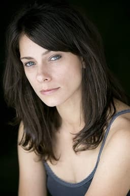 Sara Rivas headshot
