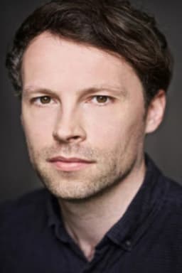 Alastair Kirton headshot