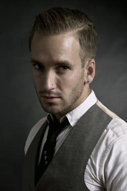 Will Rothhaar headshot