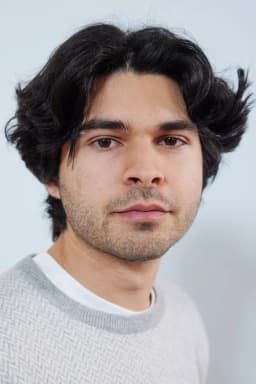 Daniel Zolghadri headshot